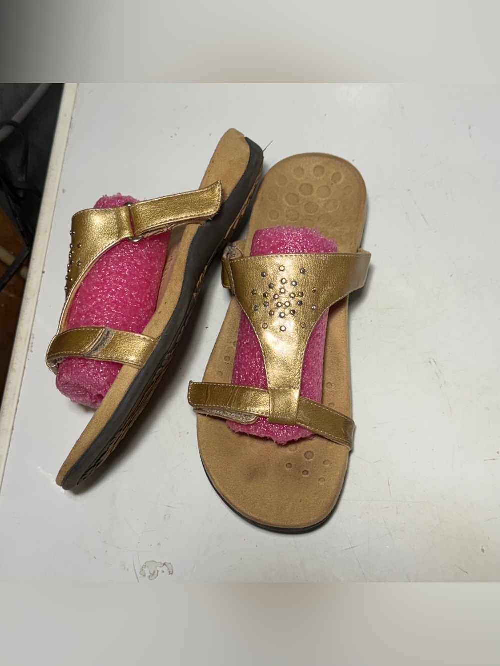 Vionic Women’s 7 Metallic Gold T-Strap Sandals with Stud Accents